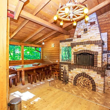 Cottage Berdo Yaremche Exterior photo